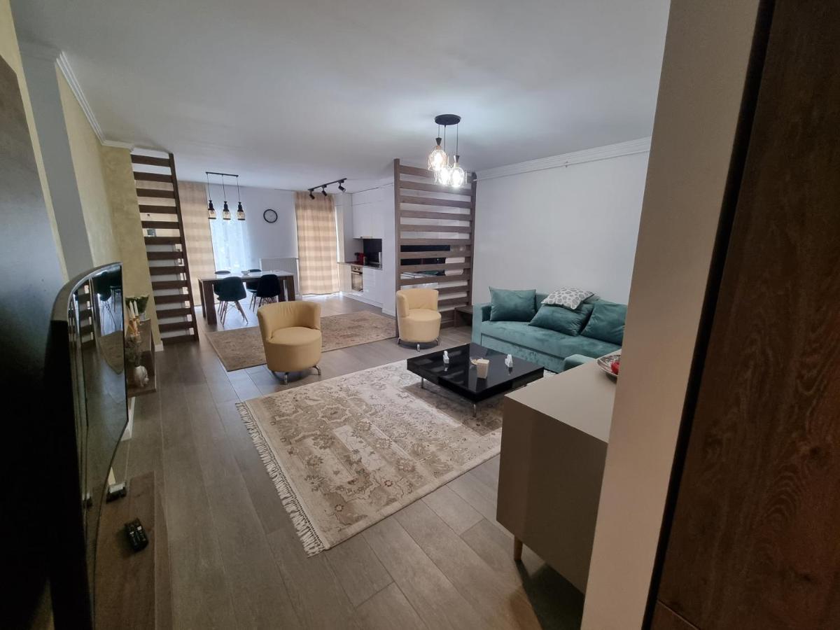 Apartament Superb In Regim Hotelier- Arad Plaza Экстерьер фото
