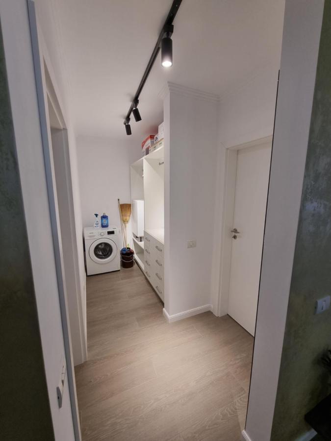 Apartament Superb In Regim Hotelier- Arad Plaza Экстерьер фото